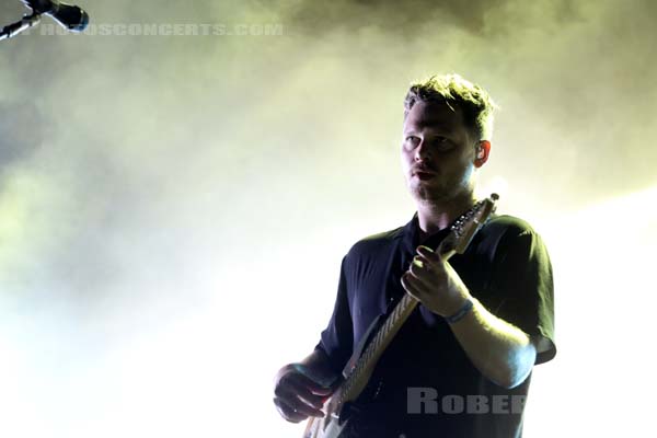 ALT-J - 2015-08-30 - SAINT CLOUD - Domaine National - Scene de la Cascade - 